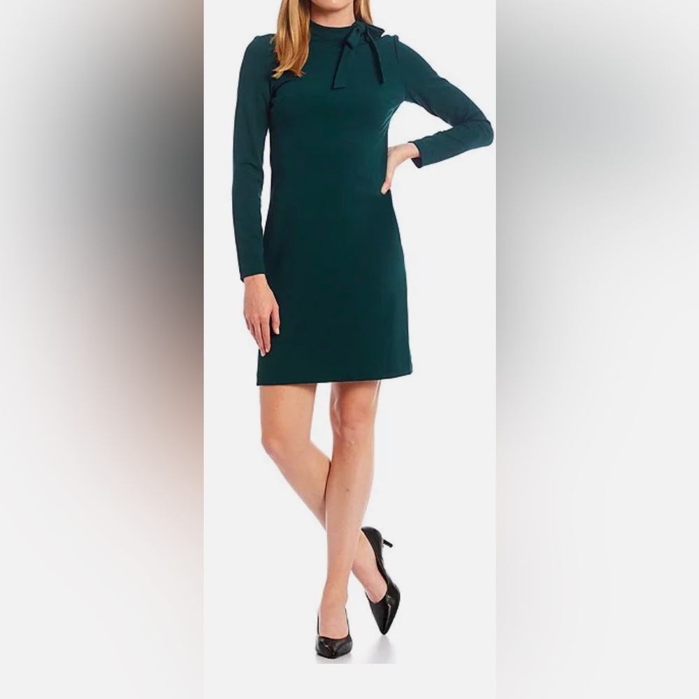 Calvin Klein
Purple Scuba Crepe Long Sleeve Mock Neck Bow Tie Sheath dress